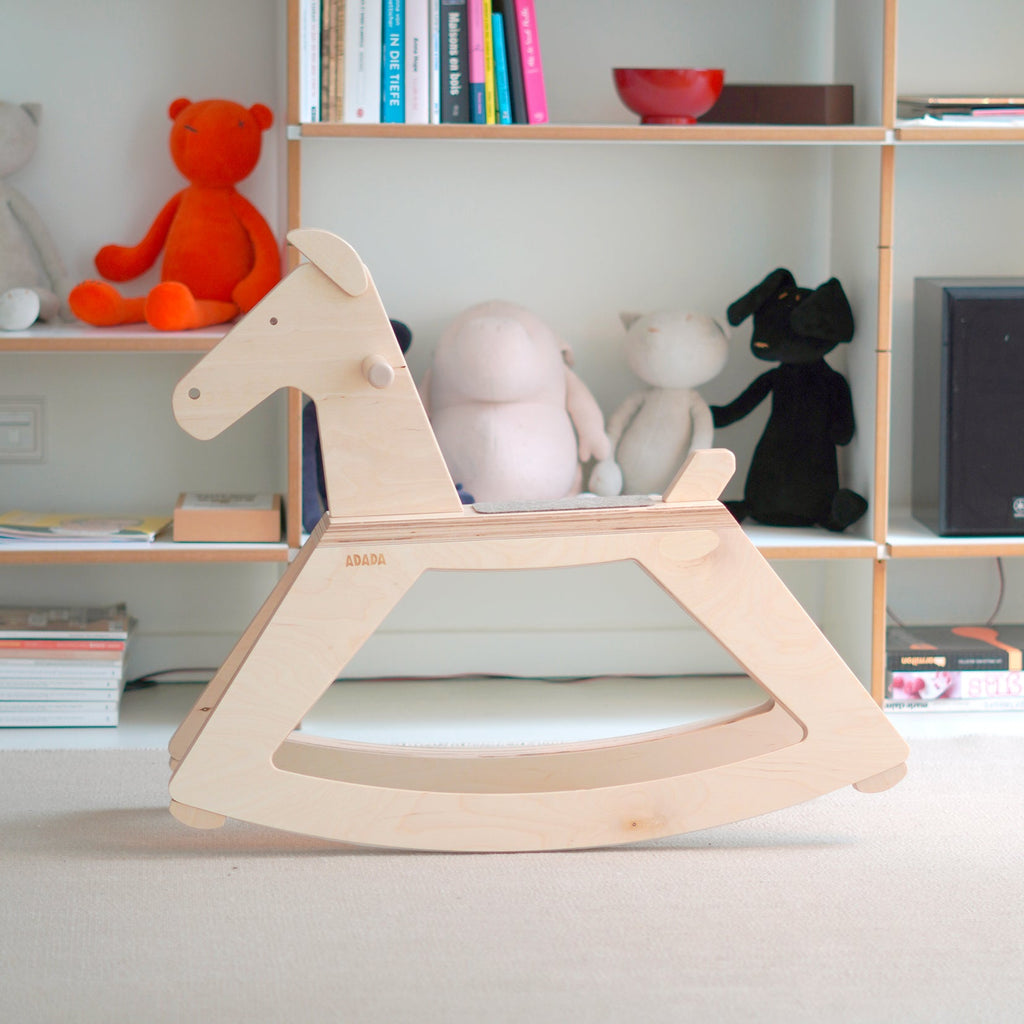 CHEVAL À BASCULE-2